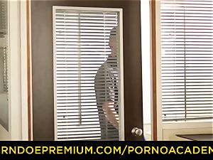 porno ACADEMIE - super-steamy schoolgirl drizzling in double penetration sequence